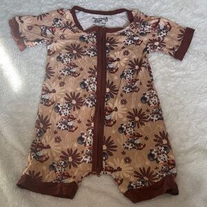 Minnie Mouse 2T highland cow farm shorty